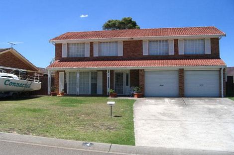 4 Penguin Pl, Woronora Heights, NSW 2233