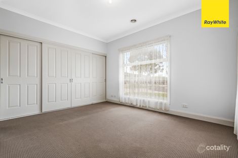 Property photo of 56 Barleygrass Crescent Brookfield VIC 3338