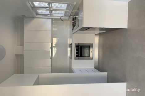 Property photo of 31 Leabons Lane Seven Hills NSW 2147