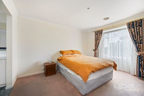 Property photo of 64 Ardlie Street Attwood VIC 3049