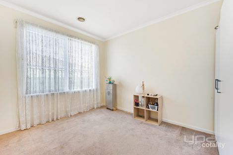 Property photo of 64 Ardlie Street Attwood VIC 3049
