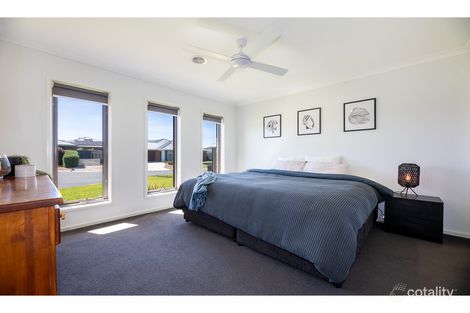 Property photo of 9 Lorikeet Close Thurgoona NSW 2640