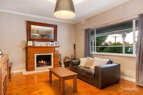 Property photo of 14 Ainslie Park Avenue Croydon VIC 3136