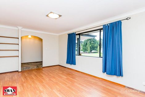 Property photo of 5 Blenheim Place Swan View WA 6056