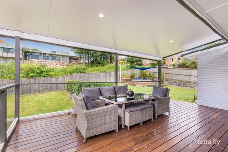 Property photo of 21 David Road Holland Park QLD 4121