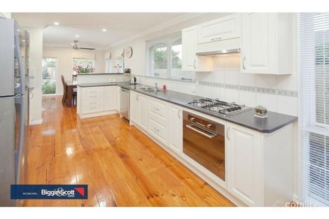 Property photo of 64 Vista Drive Chirnside Park VIC 3116