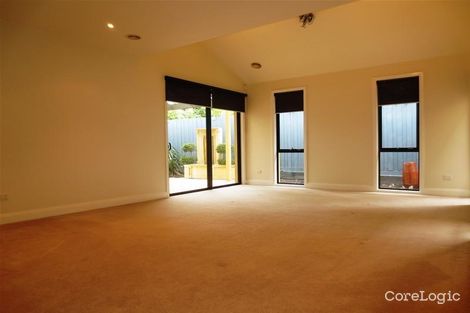 Property photo of 3 Thomas Walk Doncaster East VIC 3109