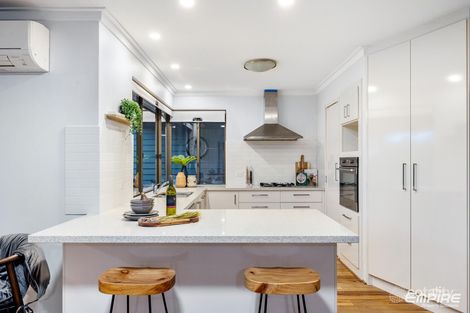 Property photo of 9 Tangney Crescent Samson WA 6163