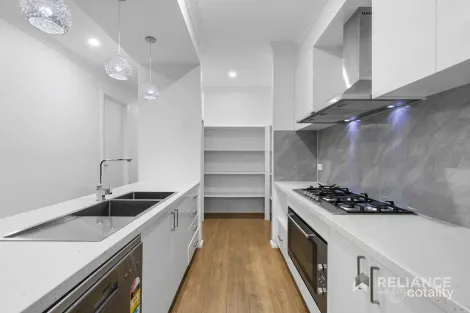 Property photo of 22 Bratan Way Truganina VIC 3029