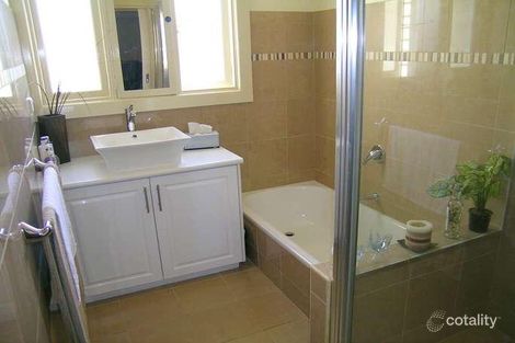 Property photo of 31 Skewes Street Avondale Heights VIC 3034