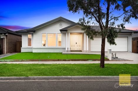 Property photo of 10 Lumbrook Parade Truganina VIC 3029