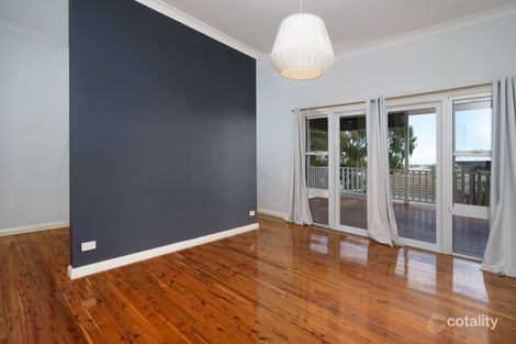 Property photo of 10 Young Street Turvey Park NSW 2650