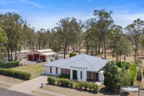 3 Pamela Ct, Withcott, QLD 4352