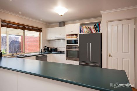 Property photo of 7 Ormiston Place Narre Warren South VIC 3805