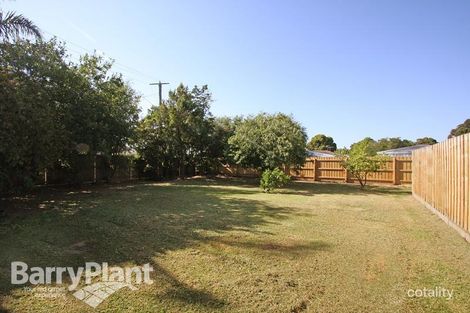 2/6 Sykes Ct, Pakenham, VIC 3810