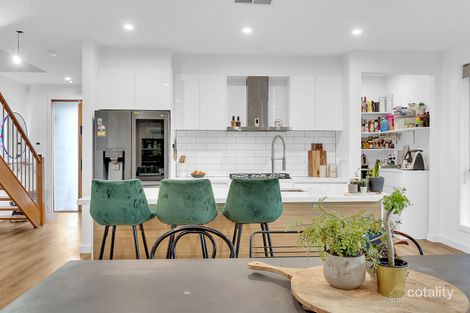 Property photo of 41 Everglade Crescent Roxburgh Park VIC 3064