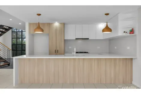 Property photo of 37 Parkside Crescent Campbelltown NSW 2560