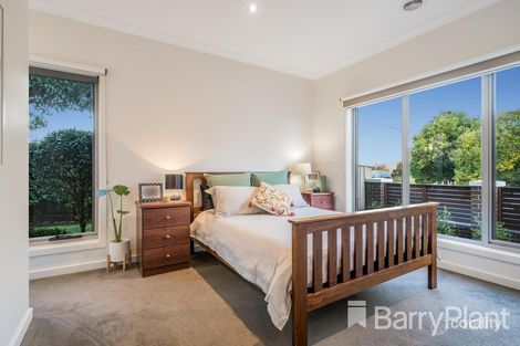 Property photo of 2 Allen Street Newtown VIC 3220