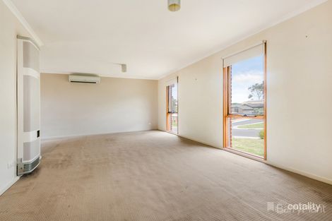 Property photo of 10 Molesworth Road Kangaroo Flat VIC 3555