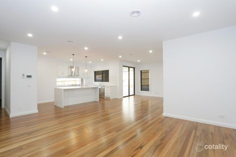 Property photo of 2/22 Anthony Drive Mount Waverley VIC 3149