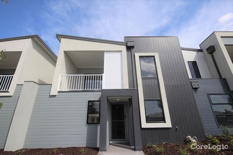 Property photo of 23 Nugget Way Cranbourne East VIC 3977