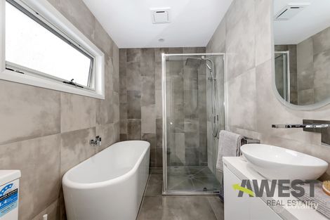 Property photo of 14 Duranta Drive Gowanbrae VIC 3043