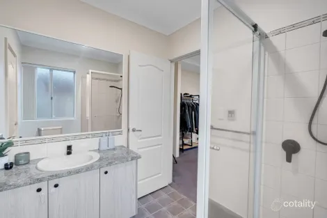 Property photo of 17 Edgeworth Circuit Tapping WA 6065