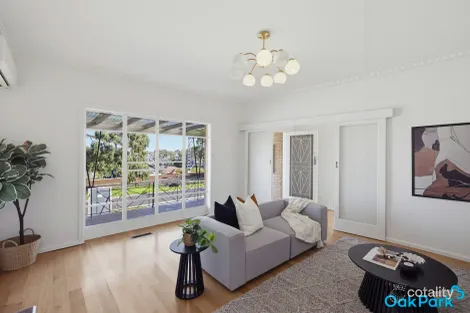 Property photo of 242 Waterloo Road Oak Park VIC 3046