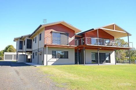 27 Beacon Rd, Booral, QLD 4655
