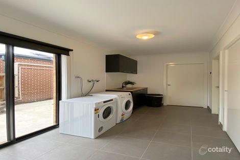 Property photo of 23 Budawang Way Wollert VIC 3750