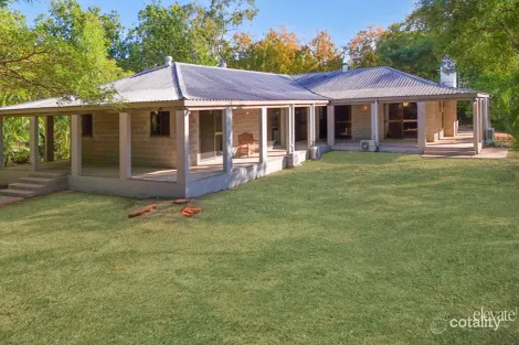19 Mount Elliot Dr, Alligator Creek, QLD 4816