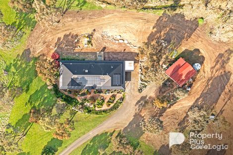 Property photo of 137 Leversha Road Harcourt VIC 3453