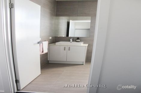 Property photo of 2/95 Northumberland Road Pascoe Vale VIC 3044