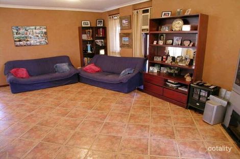 Property photo of 16 Mayflower Crescent Craigie WA 6025