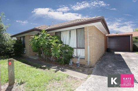 Property photo of 2/12 Bundjil Court Cranbourne VIC 3977