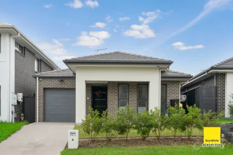 26 Tatham Rd, Colebee, NSW 2761