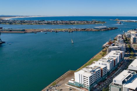 207/25 Honeysuckle Dr, Newcastle, NSW 2300