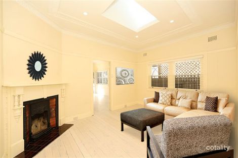 10 Lloyd Ave, Cremorne, NSW 2090