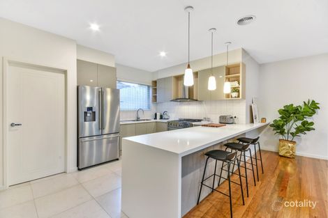 Property photo of 1/53 Winbirra Parade Ashwood VIC 3147