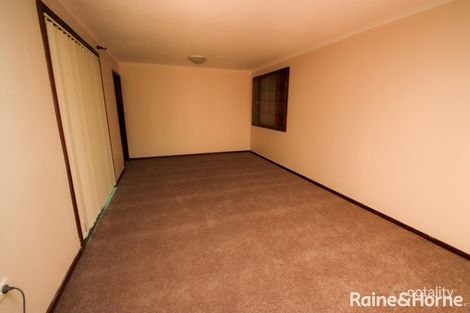 Property photo of 44 Adjin Street Mount Austin NSW 2650