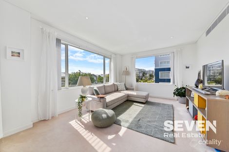 Property photo of 203/38 Peninsula Drive Breakfast Point NSW 2137