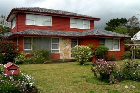 7 Brett Ave, Hornsby Heights, NSW 2077
