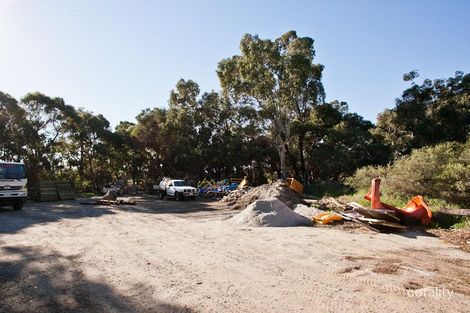 206 Maddington Rd, Maddington, WA 6109