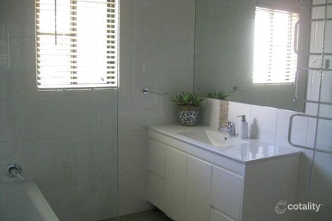 Property photo of 9 Hardacre Court Clermont QLD 4721