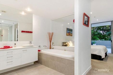 Property photo of 1001/33 T E Peters Drive Broadbeach Waters QLD 4218