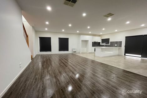 2/18 Melwood Ct, Meadow Heights, VIC 3048