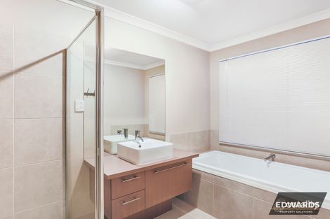 Property photo of 47 Summerhill Boulevard Drouin VIC 3818