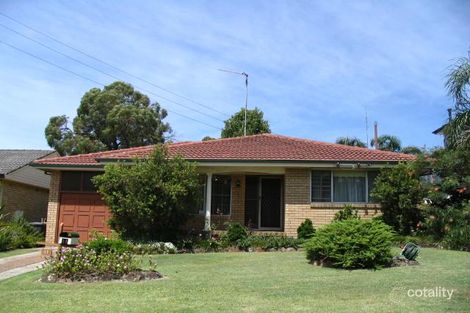 11 Pasadena Cres, Macquarie Hills, NSW 2285