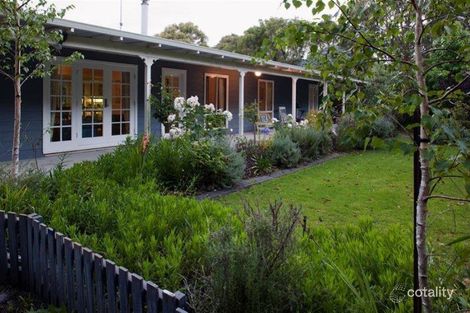 32 O'Connell St, Little Grove, WA 6330