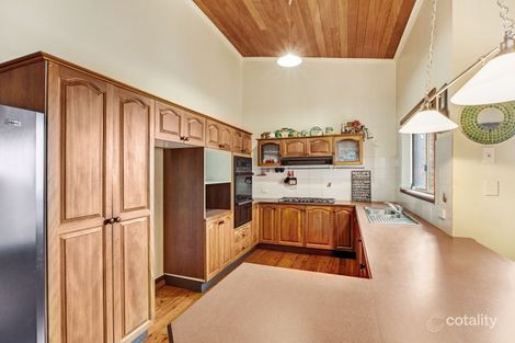 Property photo of 19 Narelle Close Lisarow NSW 2250